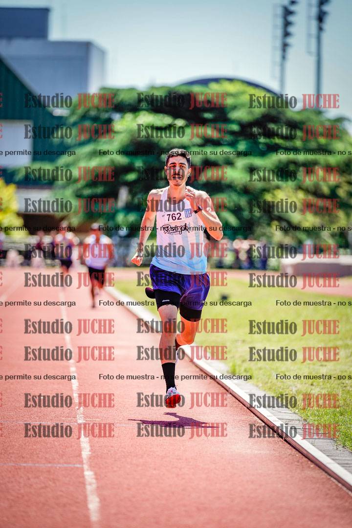 Fotos de los 800 m llanos de varones