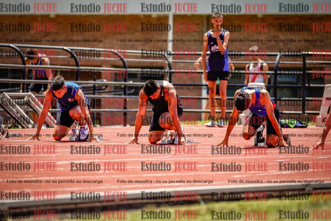 Fotos de los 100 m llanos de varones