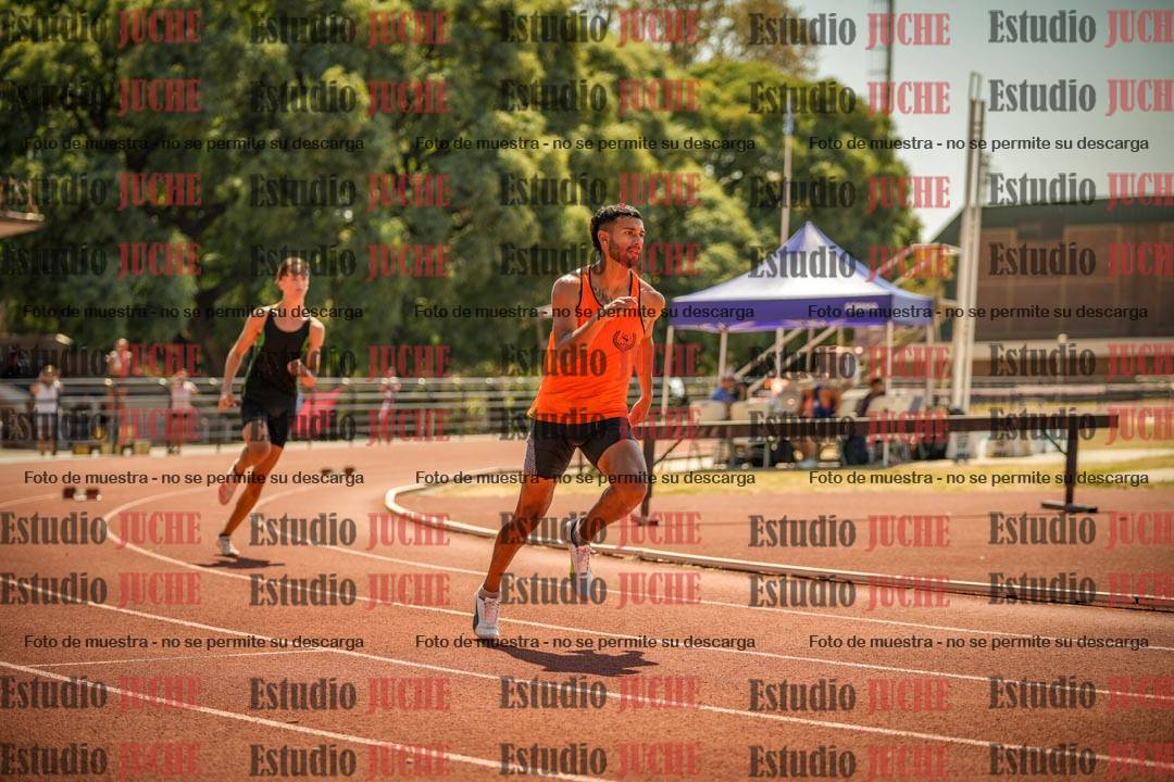 Fotos de los 400 m con vallas de varones