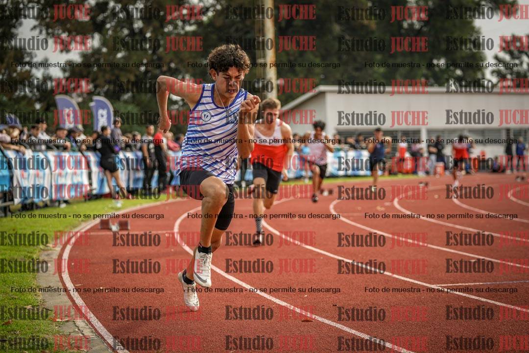 Fotos de los 400 m llanos de varones