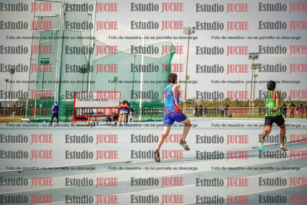 Fotos de los 800 m llanos de varones
