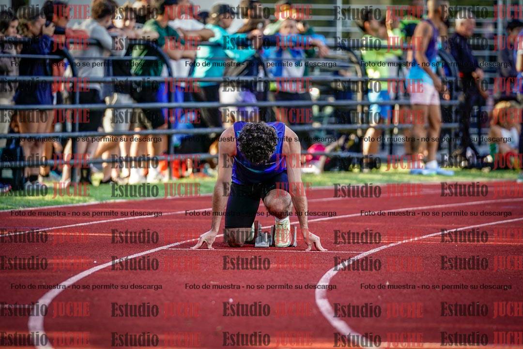 Fotos de los 400 m llanos de varones