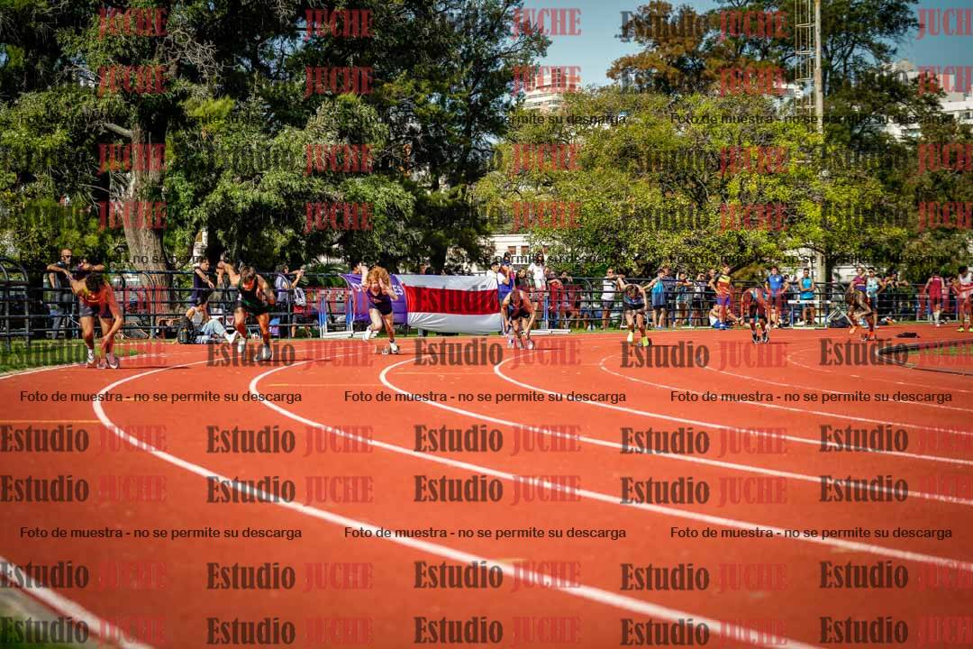 Fotos de los 200 m llanos de varones