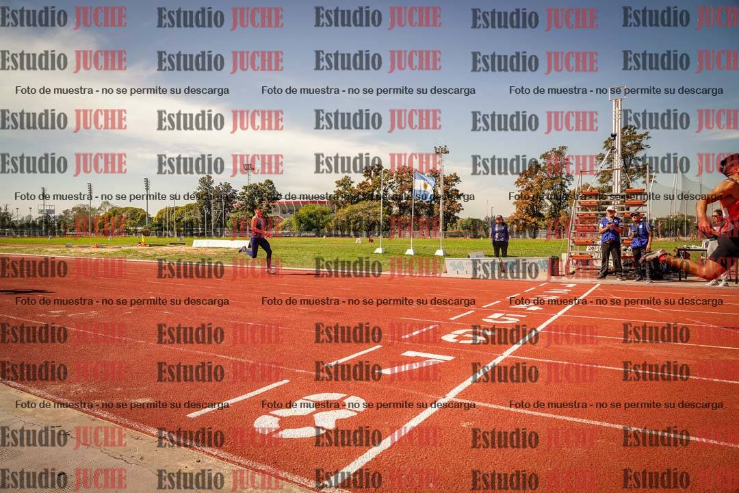 Fotos de los 100 m llanos de varones