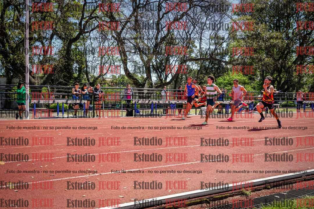 Fotos de los 100 m llanos de varones