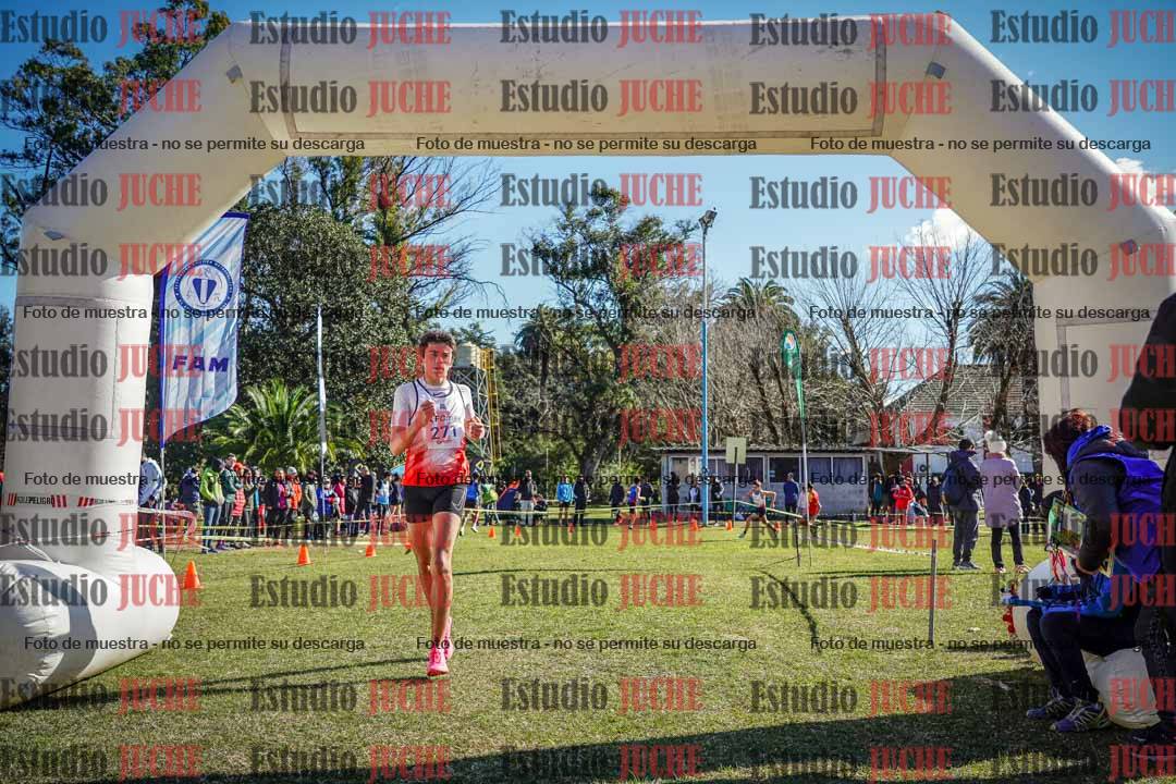 Fotos de la llegada del cross de 3000 m