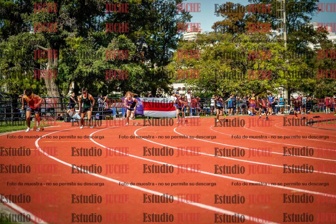Fotos de los 200 m llanos de varones