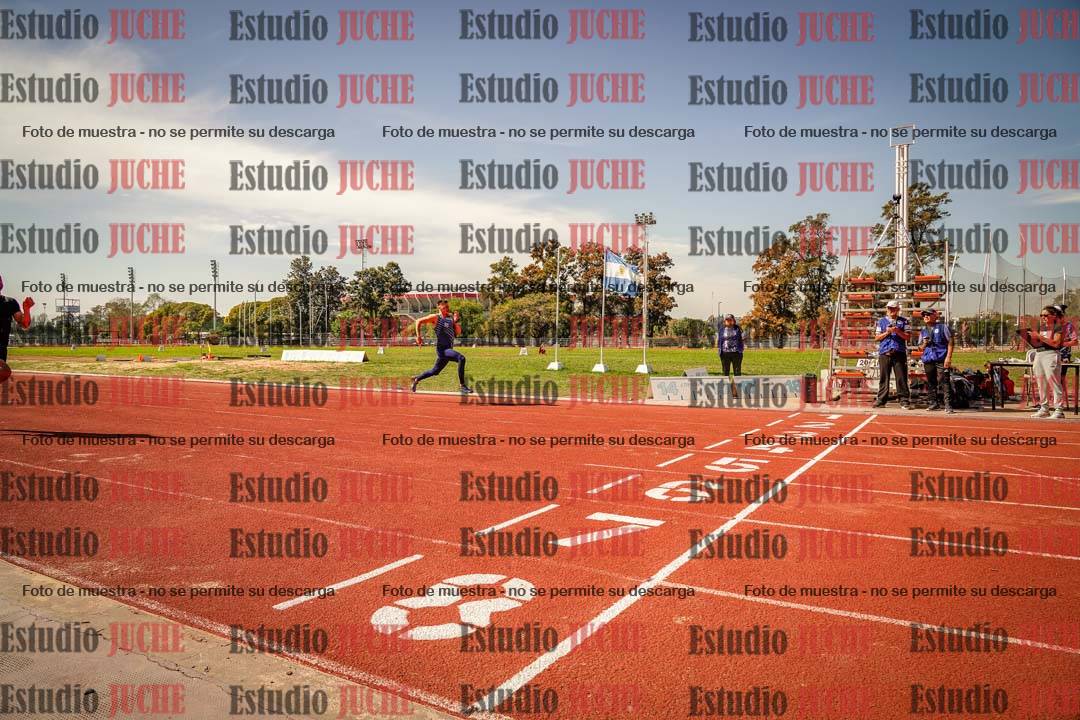 Fotos de los 100 m llanos de varones