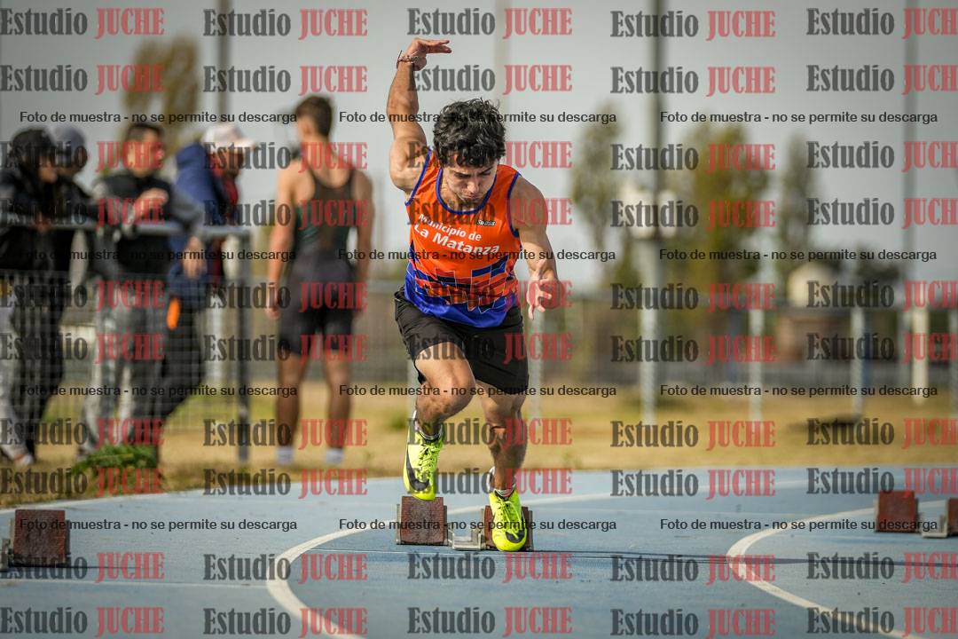 Fotos de los 200 m llanos de varones