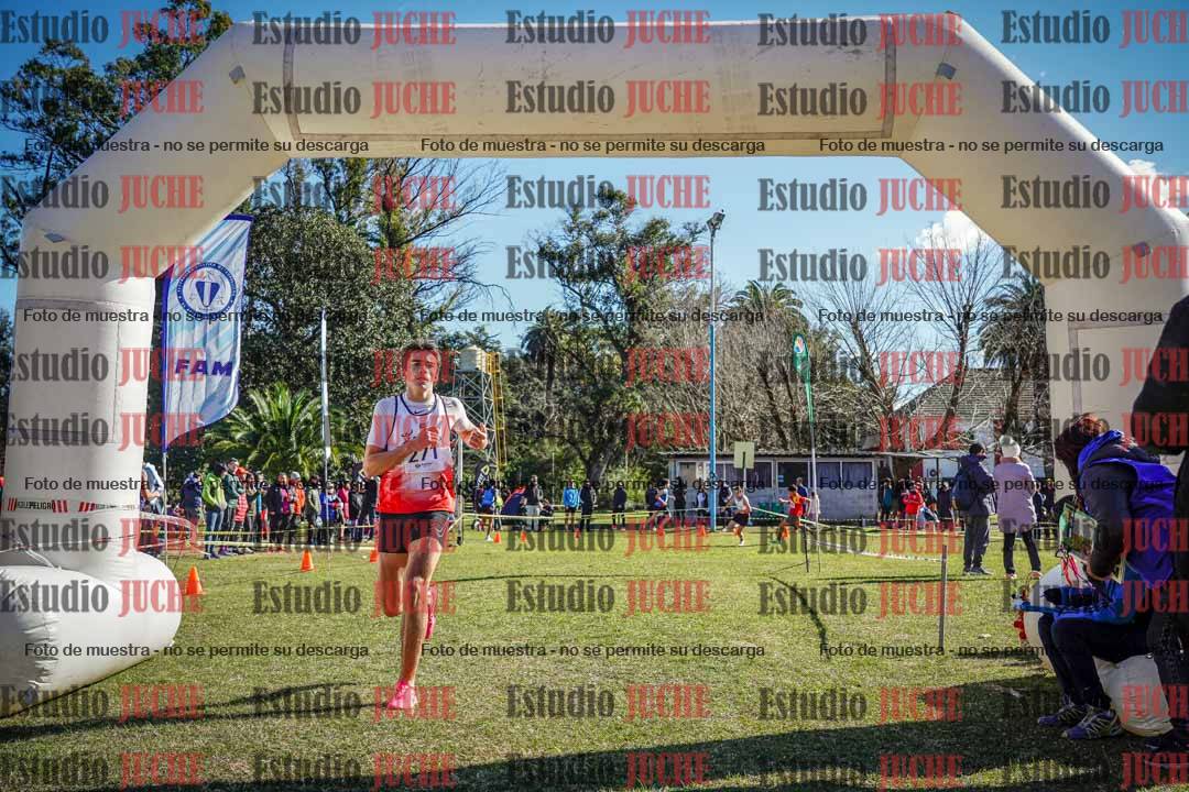 Fotos de la llegada del cross de 3000 m