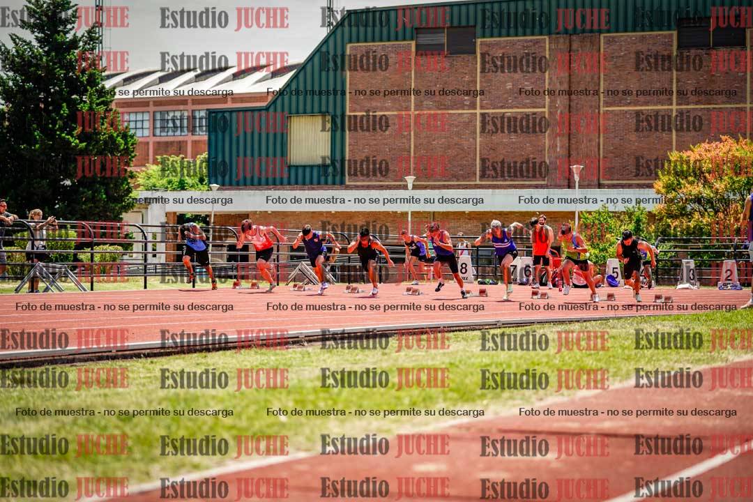 Fotos de los 100 m llanos de varones