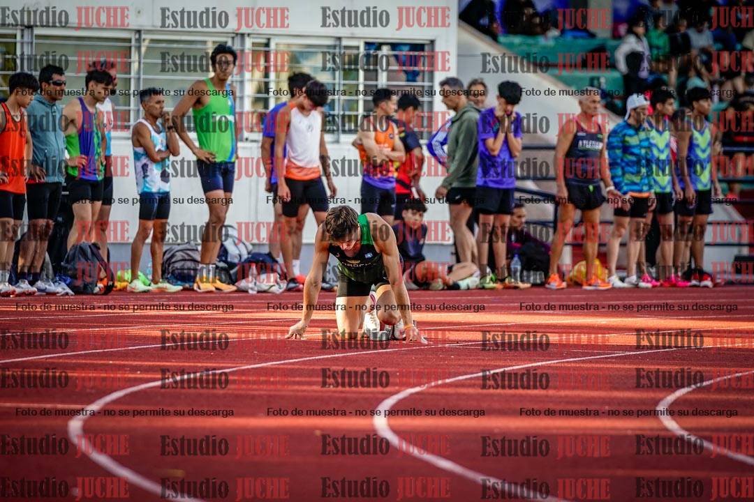 Fotos de los 400 m llanos de varones