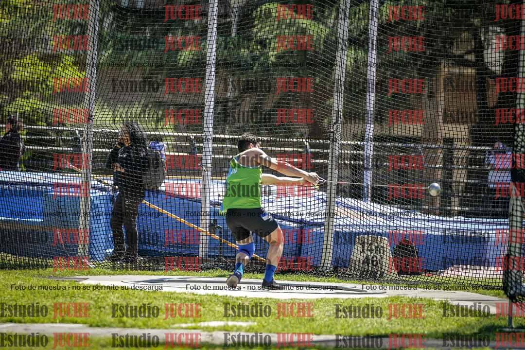 Fotos del lanzamiento de martillo de varones