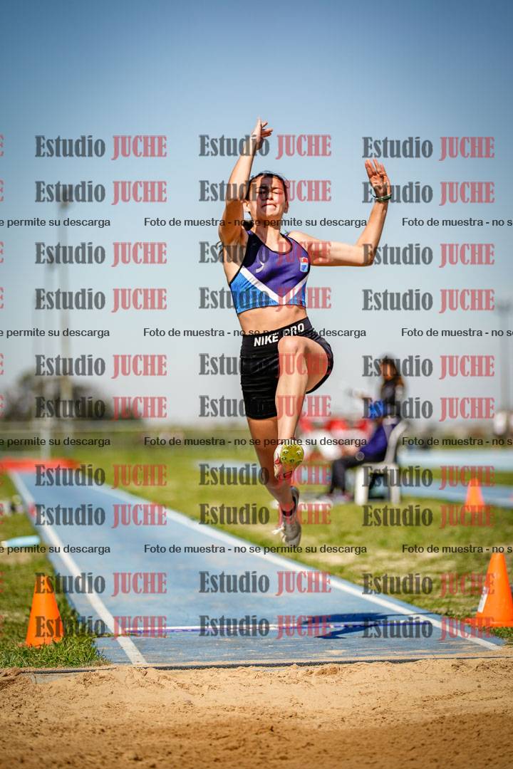 Fotos del salto en largo de mujeres - heptatlón 5