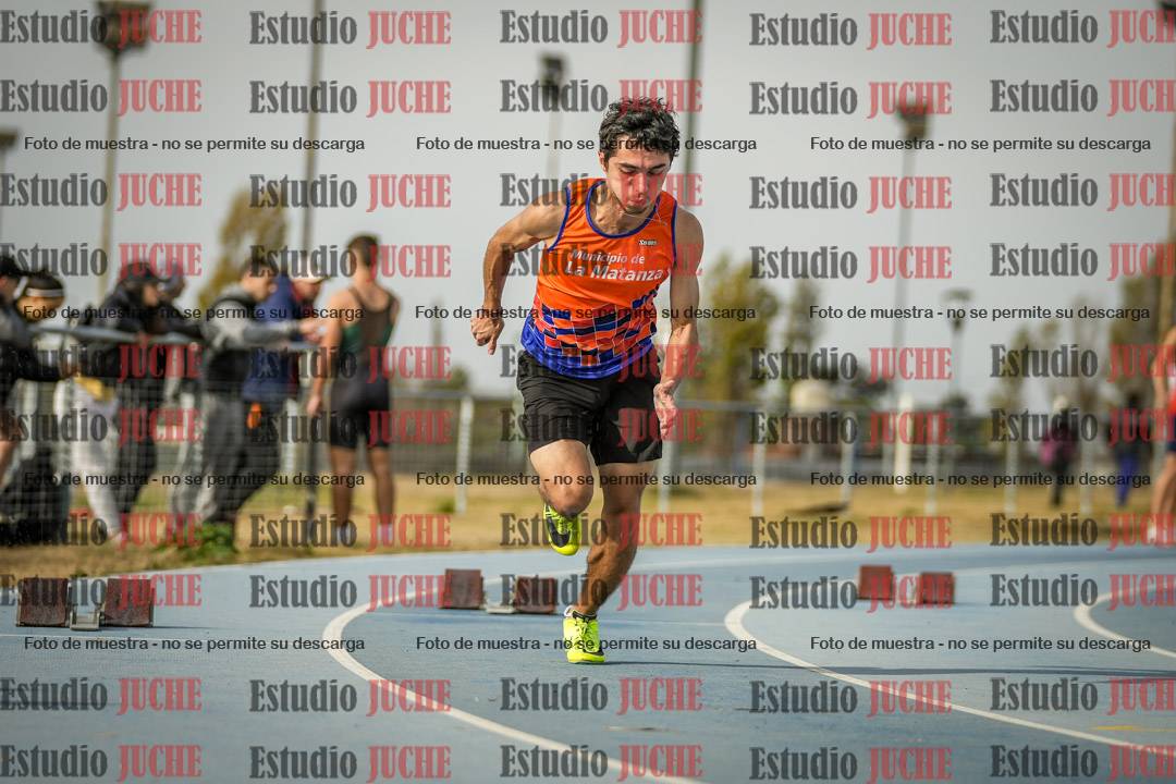 Fotos de los 200 m llanos de varones