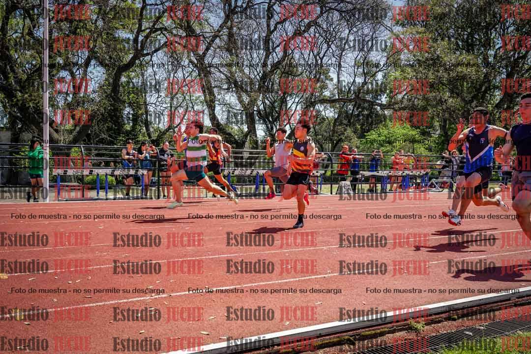 Fotos de los 100 m llanos de varones