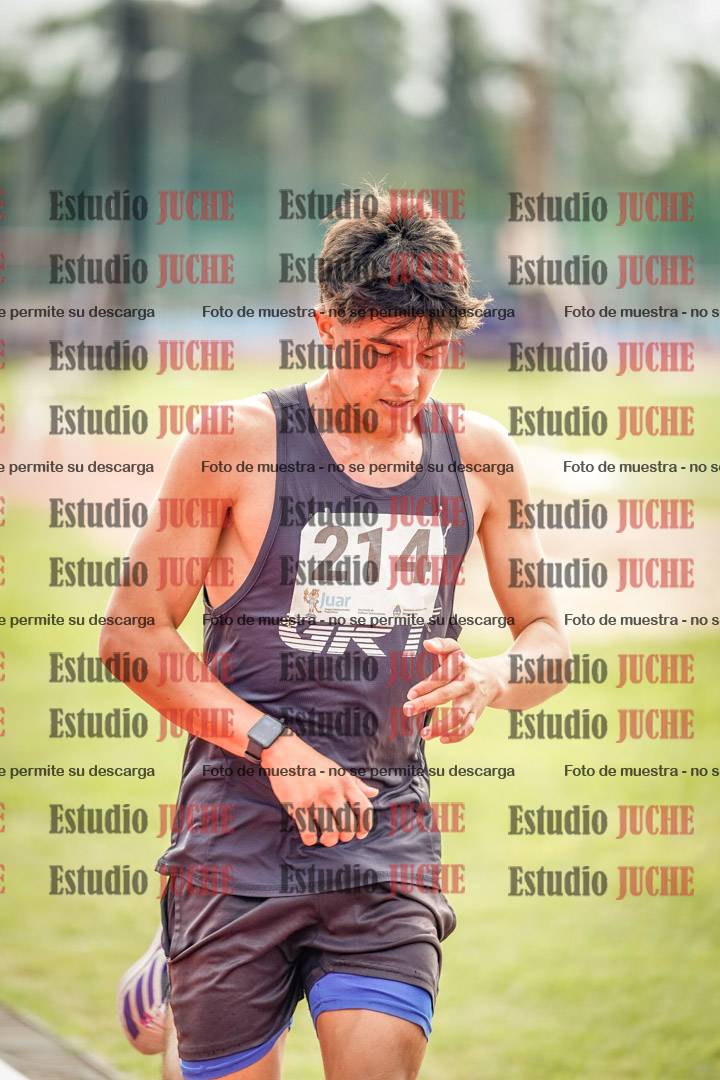 Fotos de los 3000 m llanos de varones