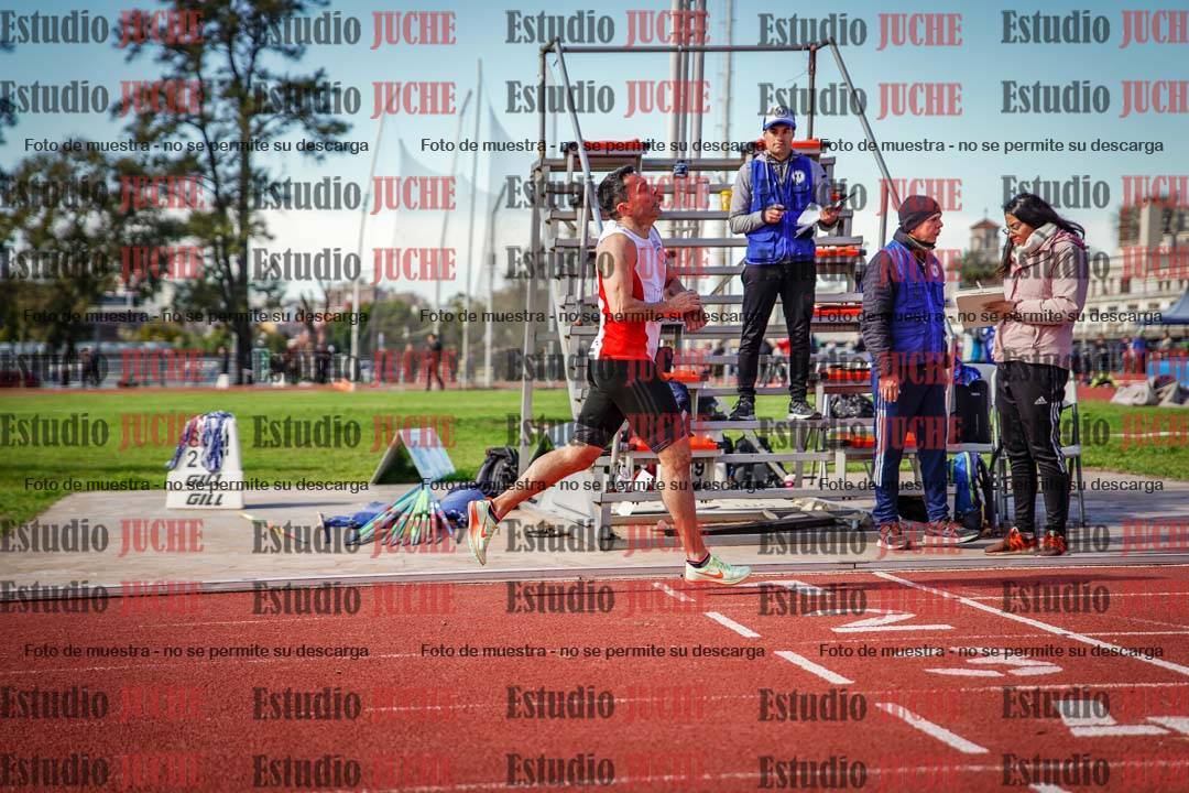 Fotos de los 800 m llanos de varones
