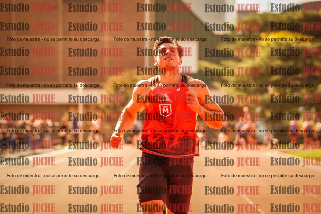 Fotos de los 100 m llanos de varones