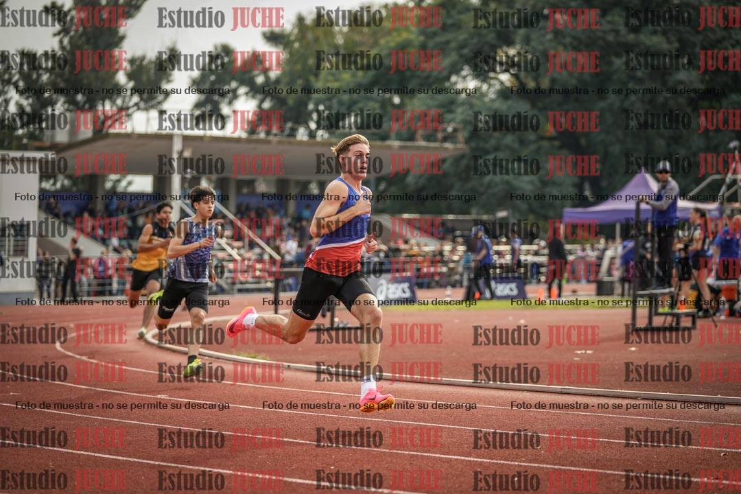 Fotos de los 400 m llanos de varones