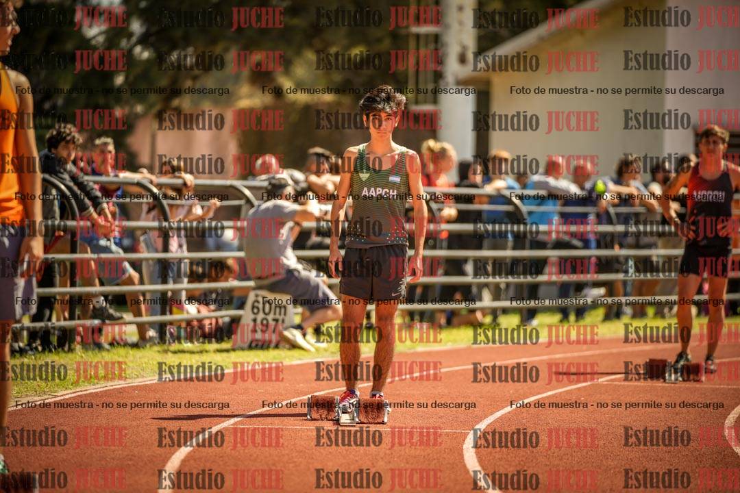Fotos de los 400 m llanos de varones