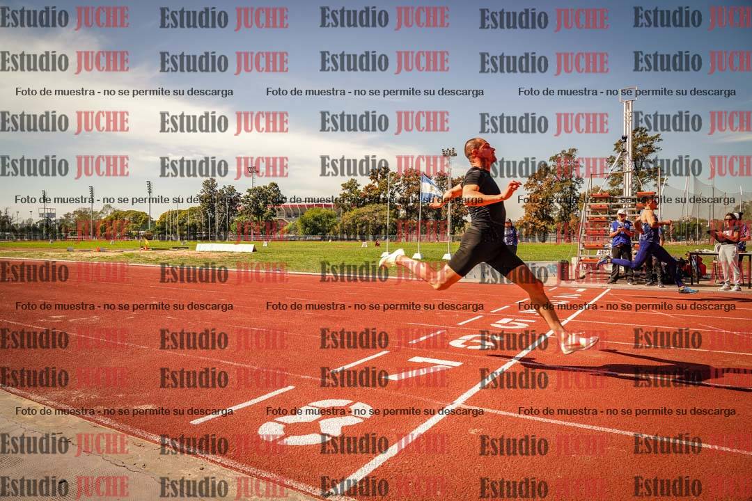 Fotos de los 100 m llanos de varones