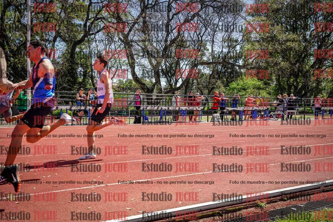 Fotos de los 100 m llanos de varones