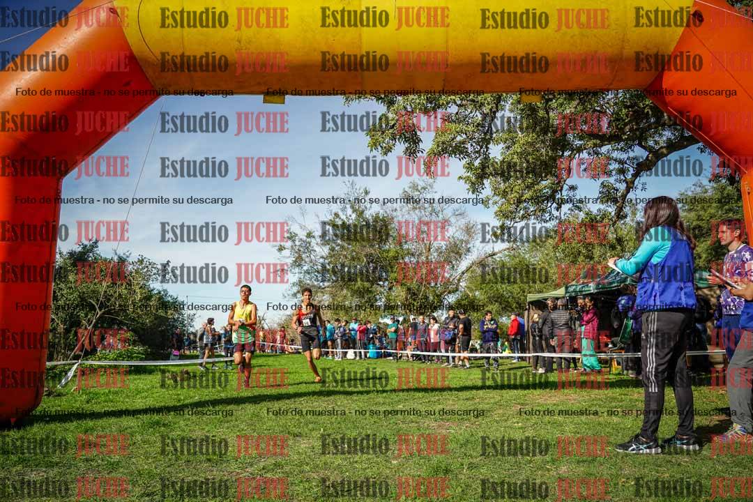 Fotos de la llegada del cross de 3000 m