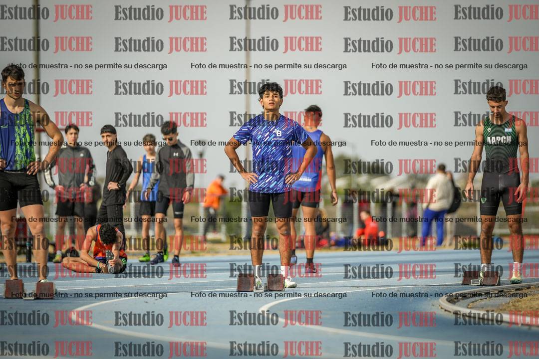 Fotos de los 200 m llanos de varones