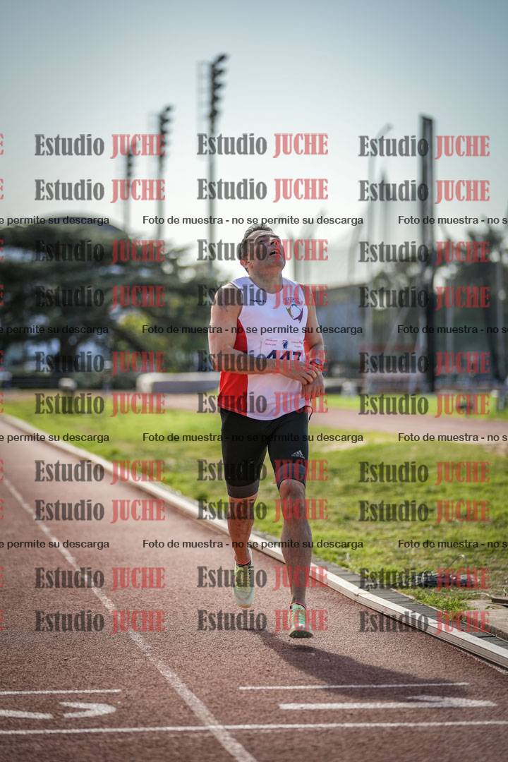 Fotos de los 800 m llanos de varones