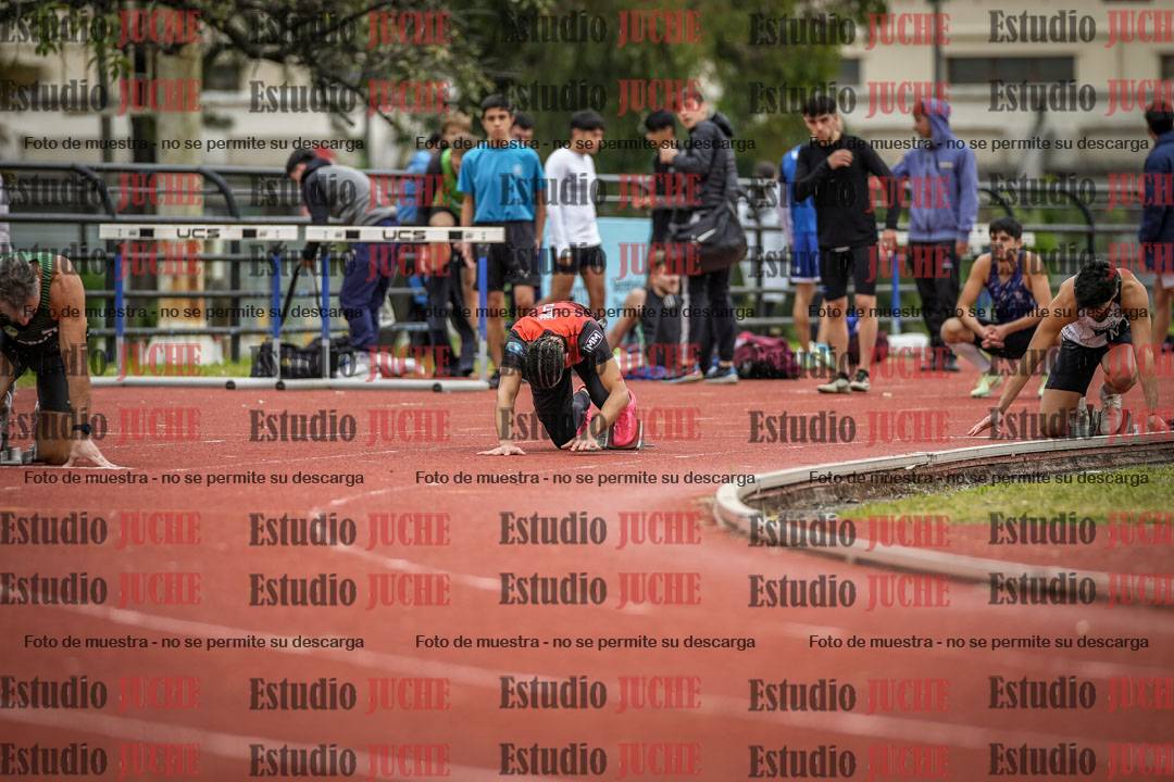Fotos de los 200 m llanos de varones