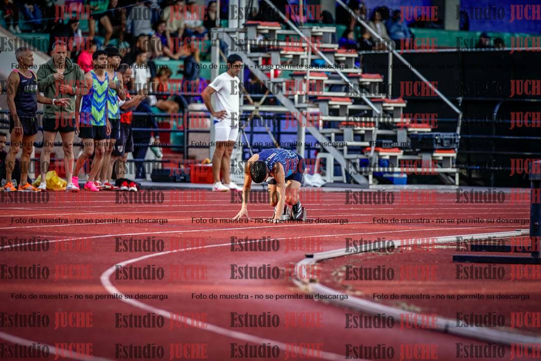 Fotos de los 400 m llanos de varones