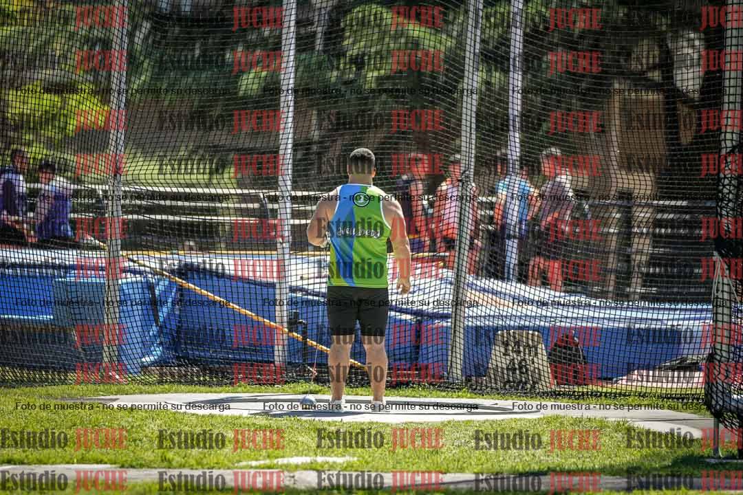 Fotos del lanzamiento de martillo de varones