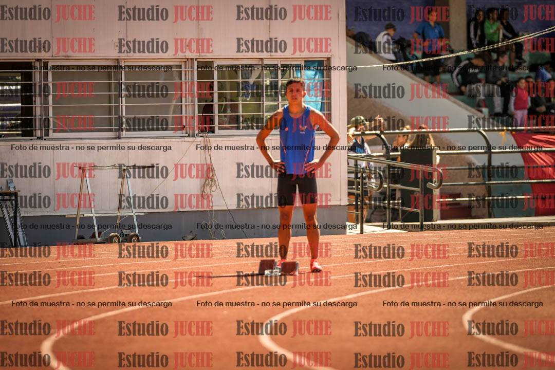 Fotos de los 400 m llanos de varones