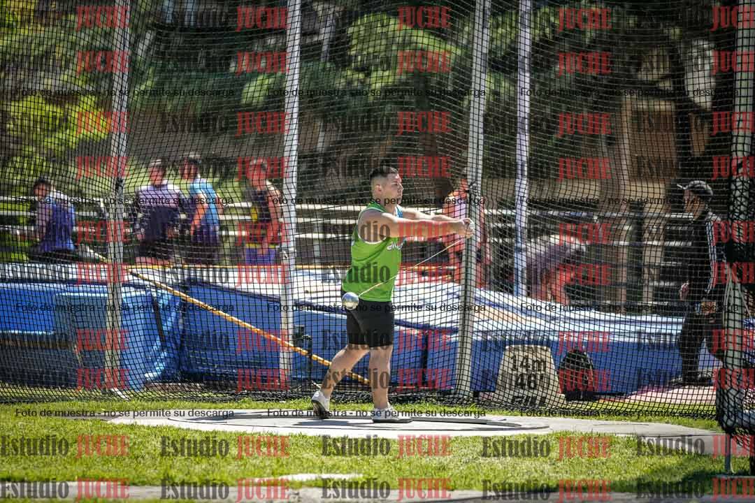 Fotos del lanzamiento de martillo de varones