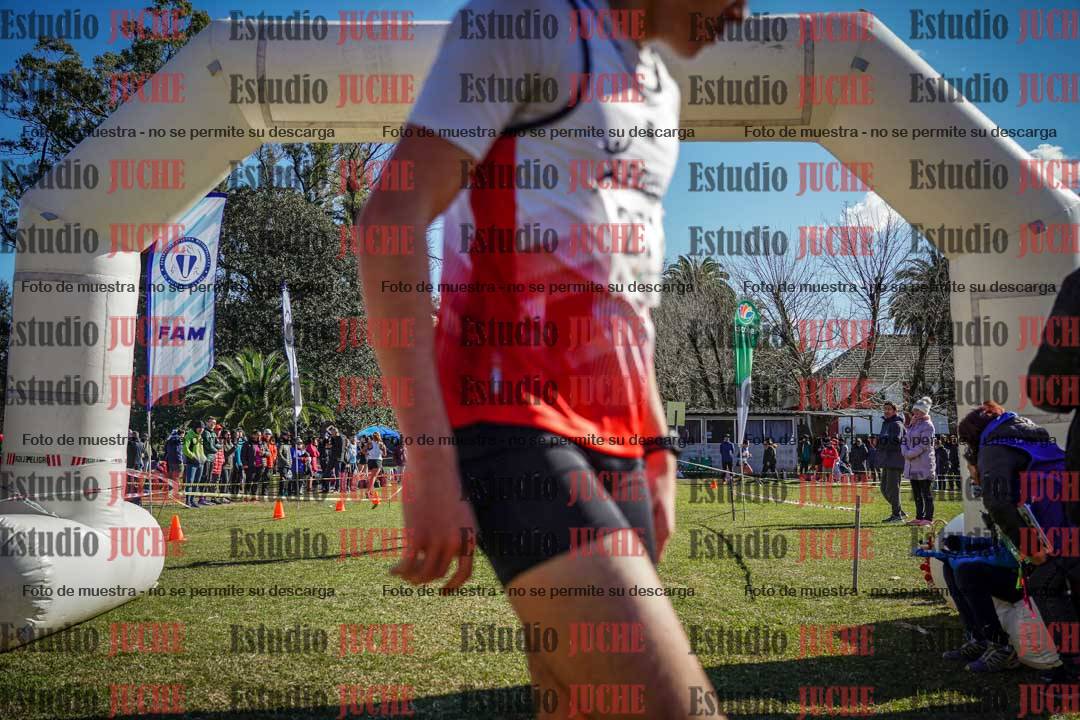 Fotos de la llegada del cross de 3000 m