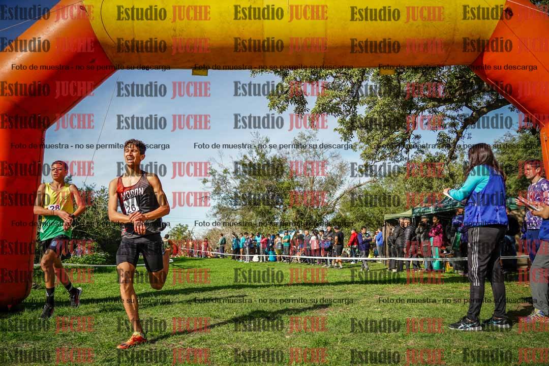 Fotos de la llegada del cross de 3000 m
