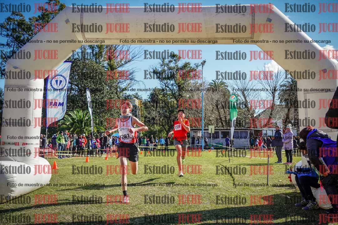 Fotos de la llegada del cross de 3000 m