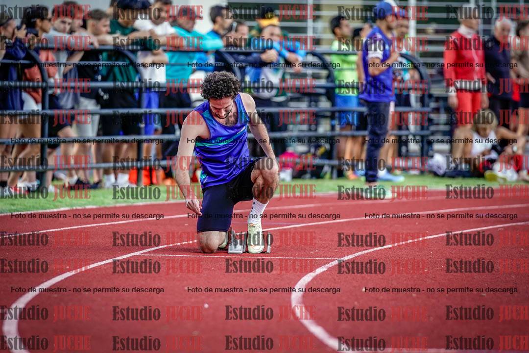 Fotos de los 400 m llanos de varones