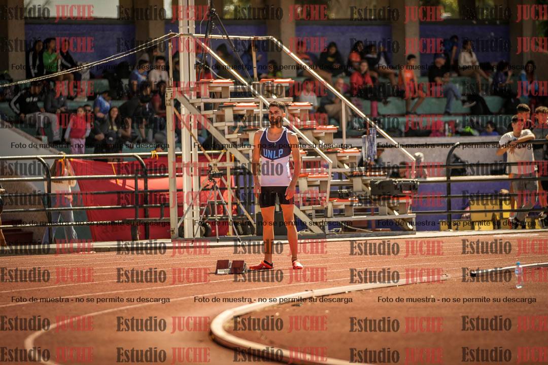 Fotos de los 400 m llanos de varones