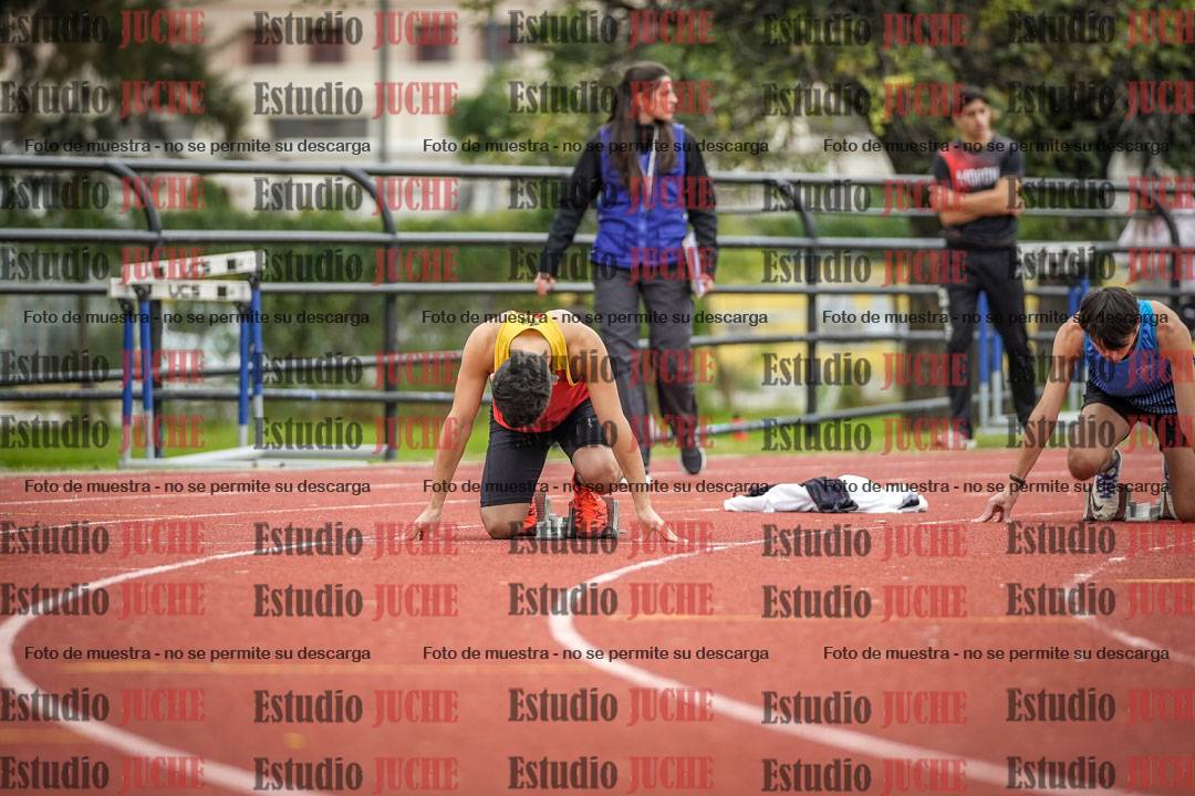 Fotos de los 200 m llanos de varones