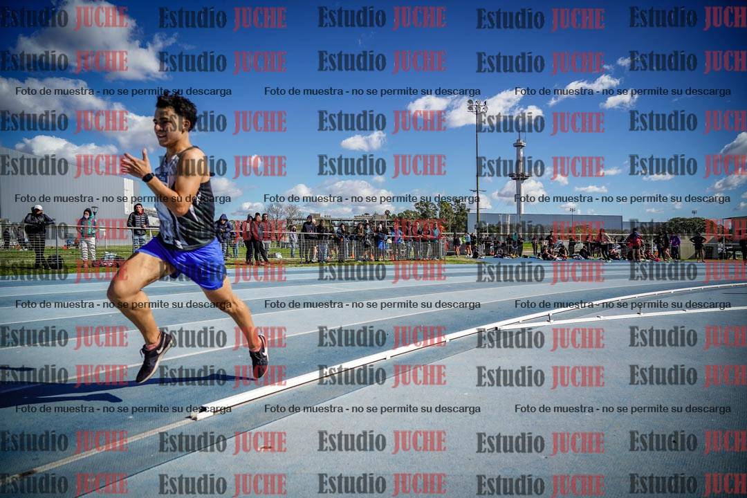 Fotos de los 800 m llanos de varones