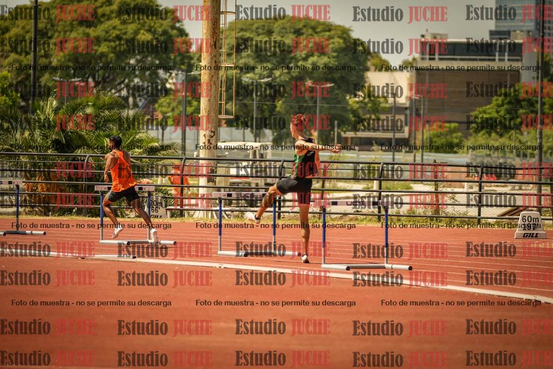 Fotos de los 400 m con vallas de varones
