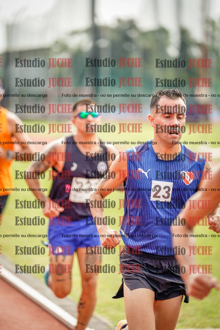 Fotos de los 3000 m llanos de varones
