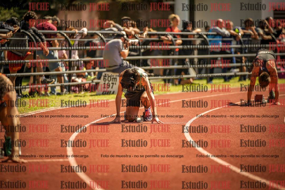 Fotos de los 400 m llanos de varones