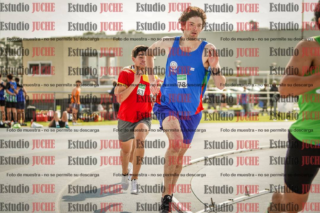 Fotos de los 800 m llanos de varones