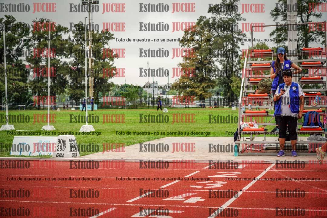 Fotos de los 800 m llanos de varones