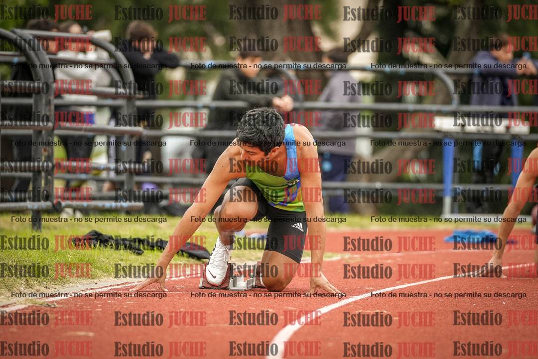 Fotos de los 200 m llanos de varones