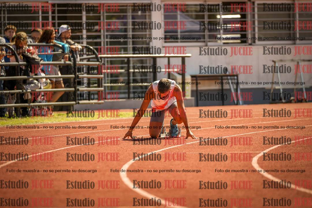 Fotos de los 400 m llanos de varones
