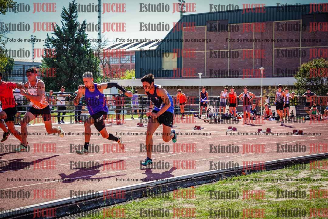 Fotos de los 100 m llanos de varones